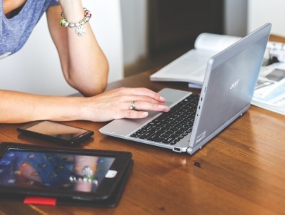 Multichannel ecommerce personalization with customer data